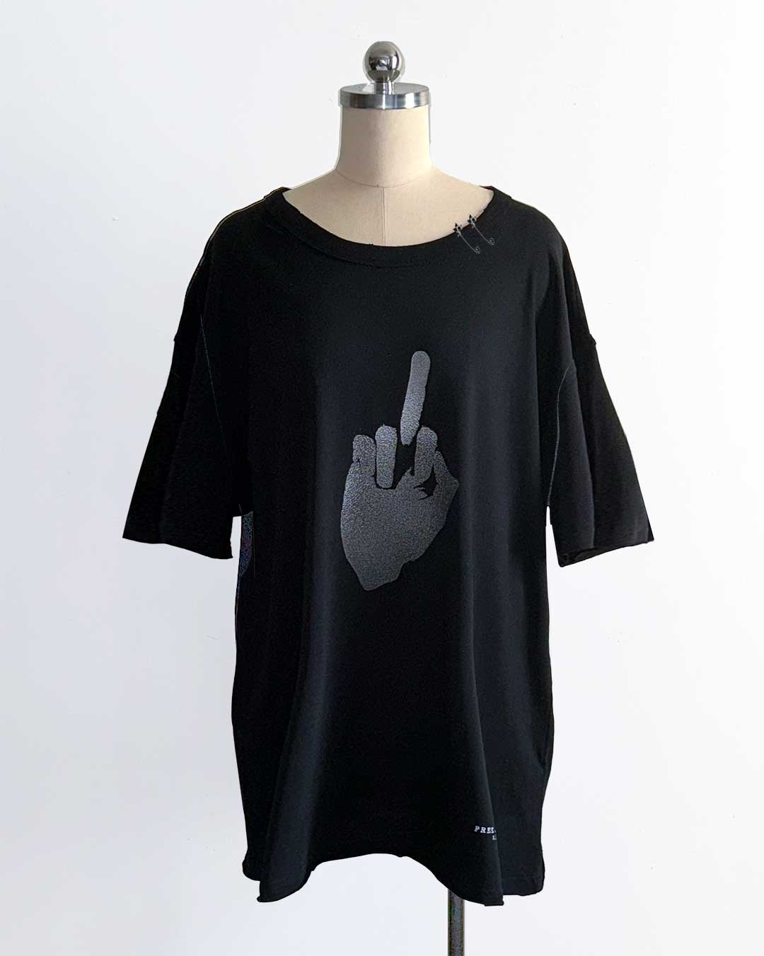 Free Agent N.Y.® Signature "FINGER" unisex, oversized, raw-edge T-Shirt displayed on a women's form. Accessories Included. 